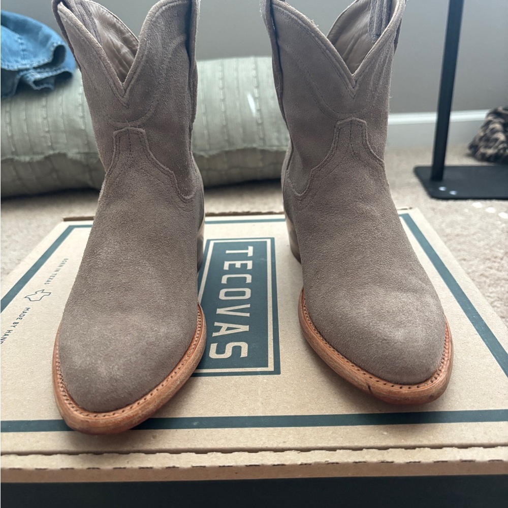 Tecovas Lucy Gray Suede Cowboy Boots